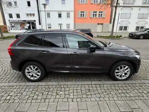 Volvo XC60 XC60 B4 B GeartronicRDesign Bild 4