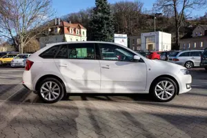 Skoda Rapid/Spaceback Spaceback Drive 1.HAND | SHZ | PDC | Tempo Bild 4