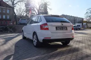 Skoda Rapid/Spaceback Spaceback Drive 1.HAND | SHZ | PDC | Tempo Bild 5