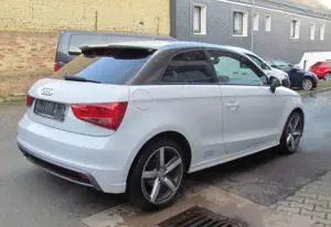 Audi A1 1.2 TFSI **S line**LED/MMI/PDC Bild 3