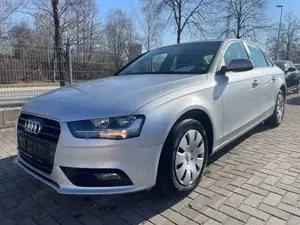 Audi A4 1,8 Attraction Klima Navi
