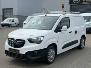 Opel Combo E Cargo Edition KLIMA NAVI SORTIMO SHZ AHK