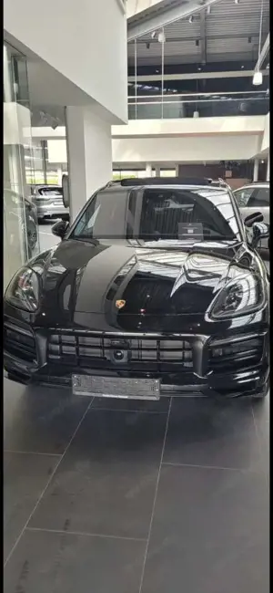 Porsche Cayenne NP 162.500,-  Approved alles wie neu.
