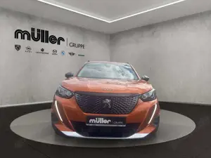 Peugeot 2008 Allure Bild 3