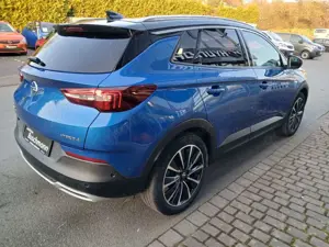 Opel Grandland X Hybrid4 1.6 AT Business INNOVATION Bild 5