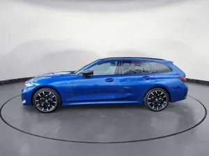 BMW 340 xDrive Touring Navi Leder Pano 360° HiFi Bild 2