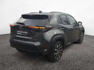 Toyota Yaris Cross 1.5 Hybrid FWD Teamplayer ACC LED Bild 4