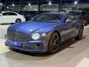Bentley Continental GT V8 Convertible Mulliner Carbon
