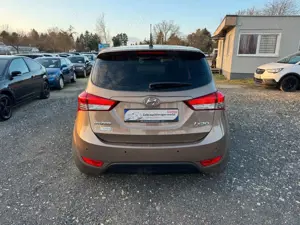 Hyundai iX20 FIFA world Cup Edition Klima Sitzheizung Bild 4