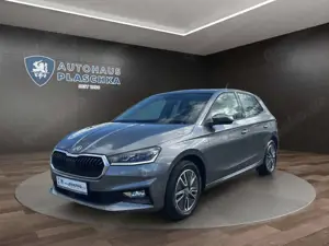 Skoda Fabia 1.0 Tour LED*SHZ*AHK Klima Einparkhilfe