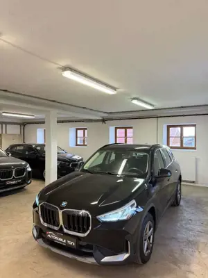 BMW X1 sDrive18d*Navi*LED*Ambientb.*Alu*R-Kam* Bild 2