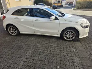 Mercedes-Benz A 200 7G-DCT Peak Edition Bild 5
