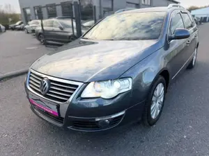 Volkswagen Passat Variant Passat 2.0 TDI Highline Automatik/Navi+/Bi-Xenon