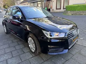 Audi A1 Sportback design 1.0 Navi,PDC,Klimatronic Bild 3