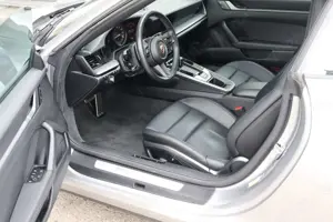 Porsche 911 992 911 Carrera Cab sportAbgas/Bose/ACC/Approved Bild 4
