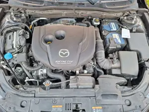Mazda 3 3 SKYACTIV-D 150 Sports-Line Bild 2