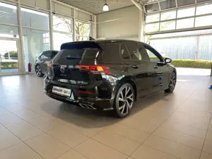 Volkswagen Golf VIII 1.5 TSI DSG R-Line StaHz SHZ Kam LM18 Bild 5