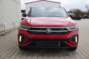 Volkswagen T-Roc 1.5TSI DSG R-line Matrix Pano AHK Navi Bild 5