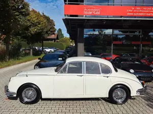 Jaguar MK II