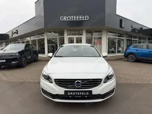 Volvo V60 Allwetterreifen + Kamera