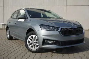 Skoda Fabia 1.0TSI Navi/MirrorLi Kamera LED Tempomat
