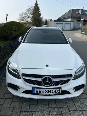 Mercedes-Benz C 220 C 220 d 4Matic T 9G-TRONIC AMG Line