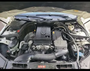 Mercedes-Benz C 180 Kompressor Avantgarde NEUE HINTERACHSE REIFEN/ BREMSE Bild 5