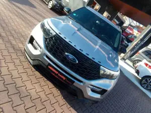 Ford Explorer ST-Line Plug-in-Hybrid 4x4