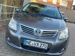 Toyota Avensis Edition,**1Hand,Klimaautomatik,NeuTüv,Navi**