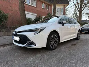 Toyota Corolla 2.0 Hybrid Touring Sports Teamplayer