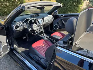 Volkswagen Beetle The Beetle Cabriolet The Cabriolet 2.0 TSI DSG (BlueMotion Tech) R-Line Bild 5