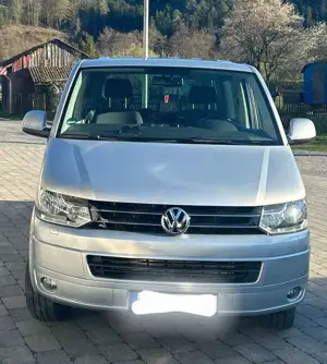 Volkswagen T5 Caravelle Caravelle Lang DSG Comfortline