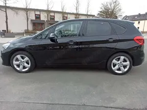 BMW 225 xe i Perfom Sport Line Pano Harman H.-Up Teilleder Bild 5