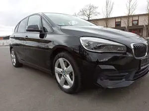 BMW 225 xe i Perfom Sport Line Pano Harman H.-Up Teilleder Bild 3