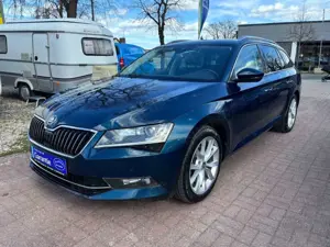 Skoda Superb Style 4x4 AUTOM+NAVI+PANORAMA+AHK+TEMPOM.