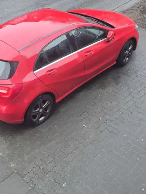 Mercedes-Benz A 200 A 200 BlueEfficiency (176.043)