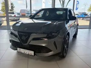 Alfa Romeo Junior Ibrida 1.2 VGT 48V-Hybrid 107 kW Sport Speciale
