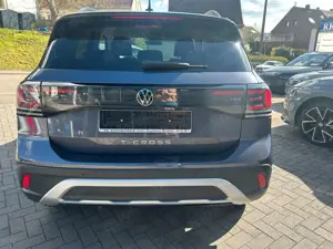 Volkswagen T-Cross 1.0 TSI 85 kW Life VW Garantie 02.2029 Bild 4