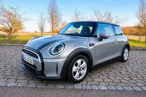 MINI Cooper Essential Trim