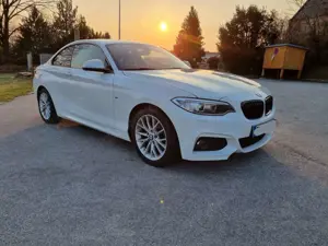 BMW 220 220i Coupe Sport-Aut. M Sport