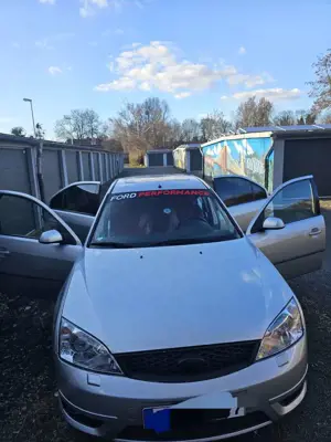 Ford Mondeo 3.0 V6 ST 220