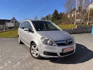 Opel Zafira Edition KLIMA TÜV NEU AHK