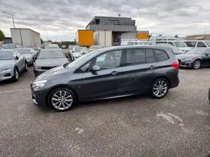 BMW 220 2 Gran Tourer 220 d xDrive M Sport Bild 2