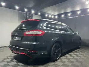 Ford Mondeo Turnier Titanium|LEDER|NAVI|SOUND|XENON|GSD Bild 4