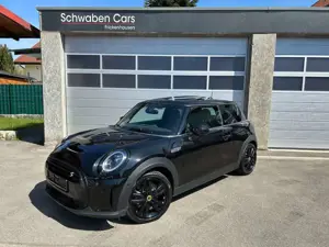 MINI Cooper SE "YOURS"Panoramadach ACC HK Kamera 17"
