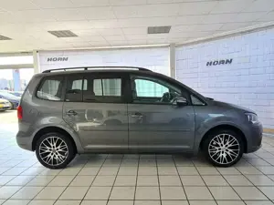 Volkswagen Touran Comfortline,7 Sitzer, unfallfrei, PDC, Scheckheft Bild 5