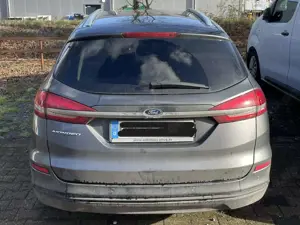 Ford Mondeo Mondeo Turnier 2.0 EcoBlue Aut. Business Edition Bild 2