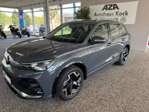 Volkswagen Tiguan 1.5 eTSI R-Line*PANO*AHK*NAV*APP*IQ-LIGHT