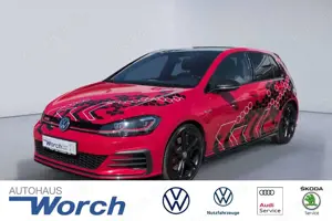 Volkswagen Golf VII "TCR" DSG KAMAERA+PANO+DCC+19"