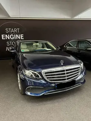 Mercedes-Benz E 250 9G-TRONIC Exclusive